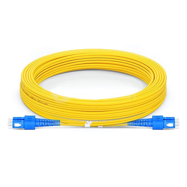 Single-mode fiber optic cabling for data centers